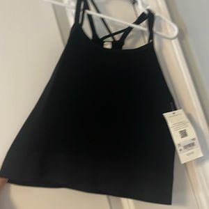 girls black tank top